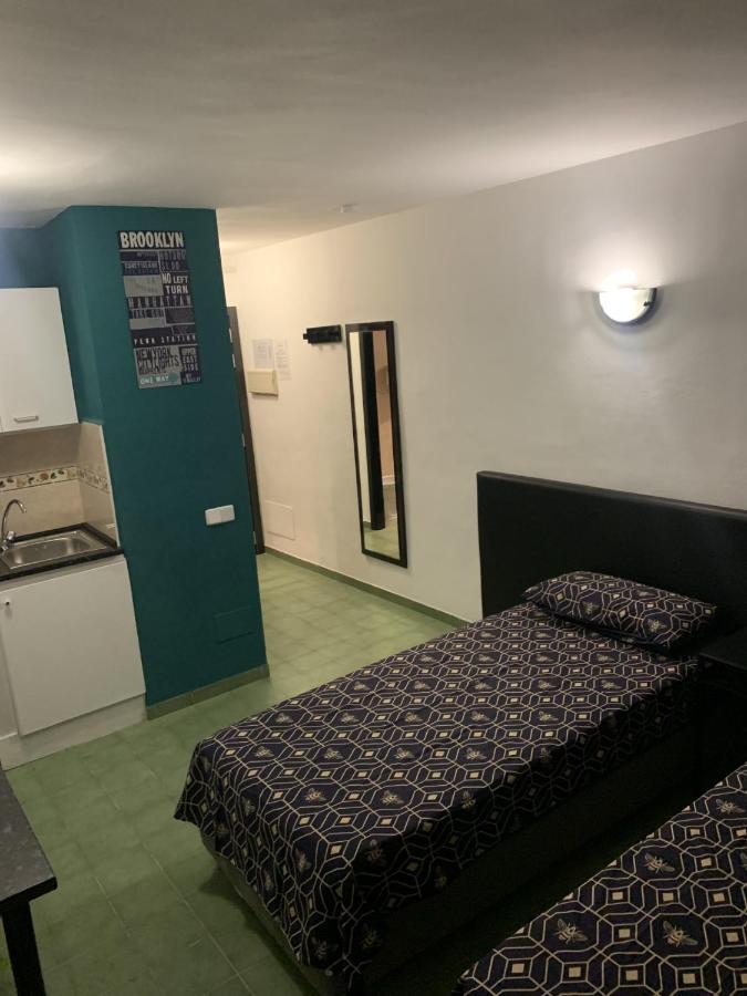 Coconut Apartments - Adults Only Magaluf  Buitenkant foto