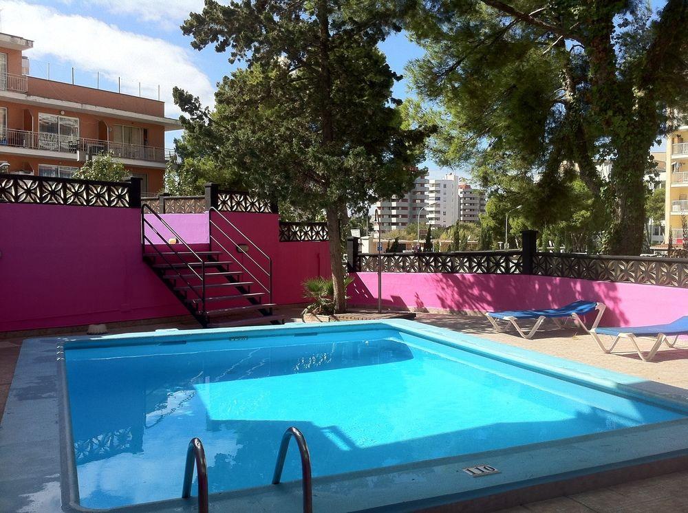 Coconut Apartments - Adults Only Magaluf  Buitenkant foto